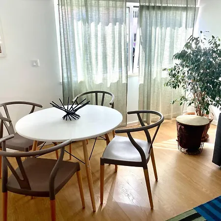 Feel Center 2bd * Cascais