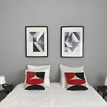 Feel Center 2bd Apartman *
